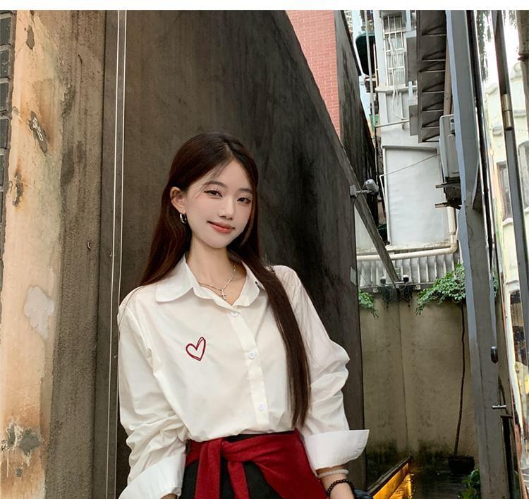 Long Sleeve Collared Heart Embroidered Shirt / Plain Shawl Product Image