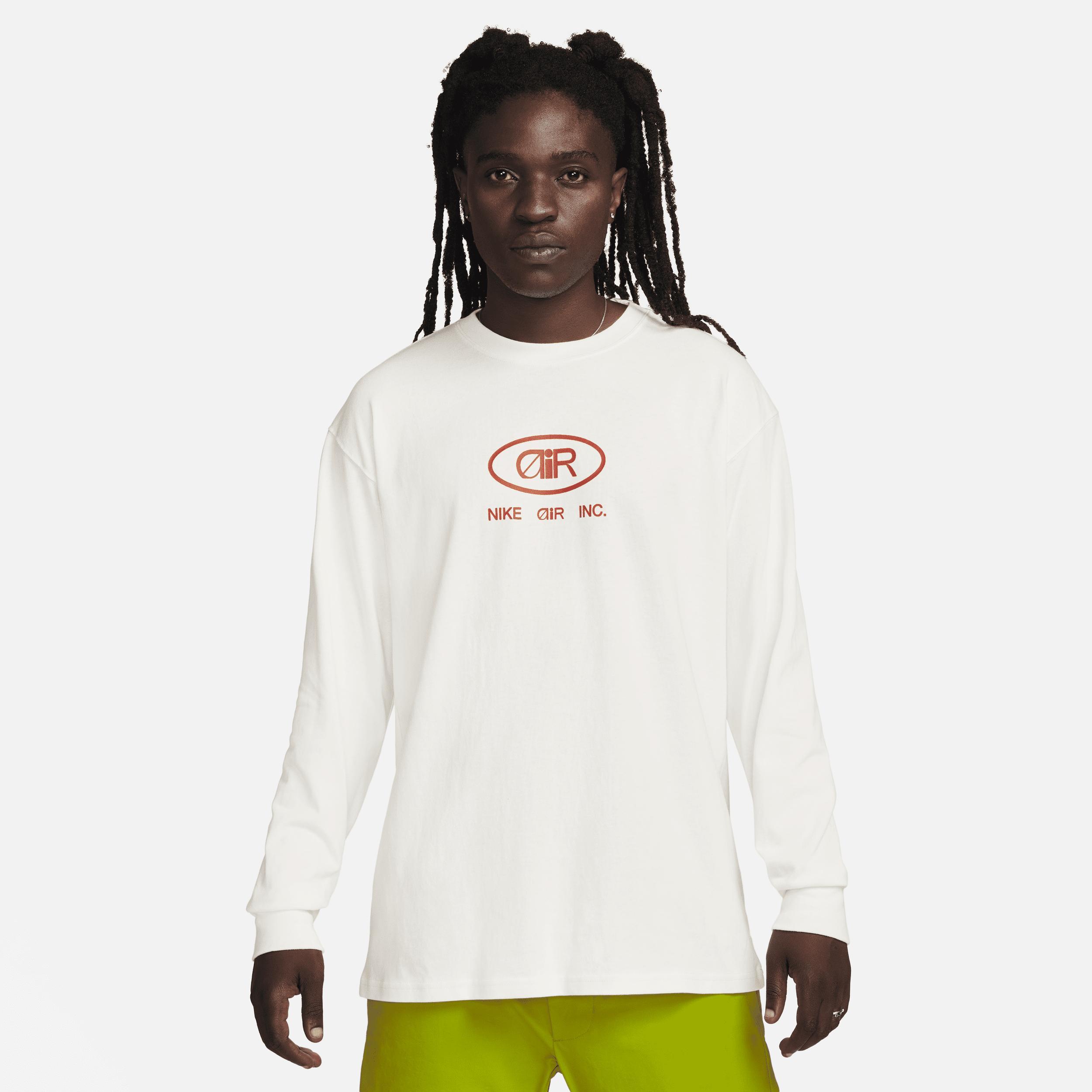 Men's Nike Sportswear Long-Sleeve T-Shirt Product Image