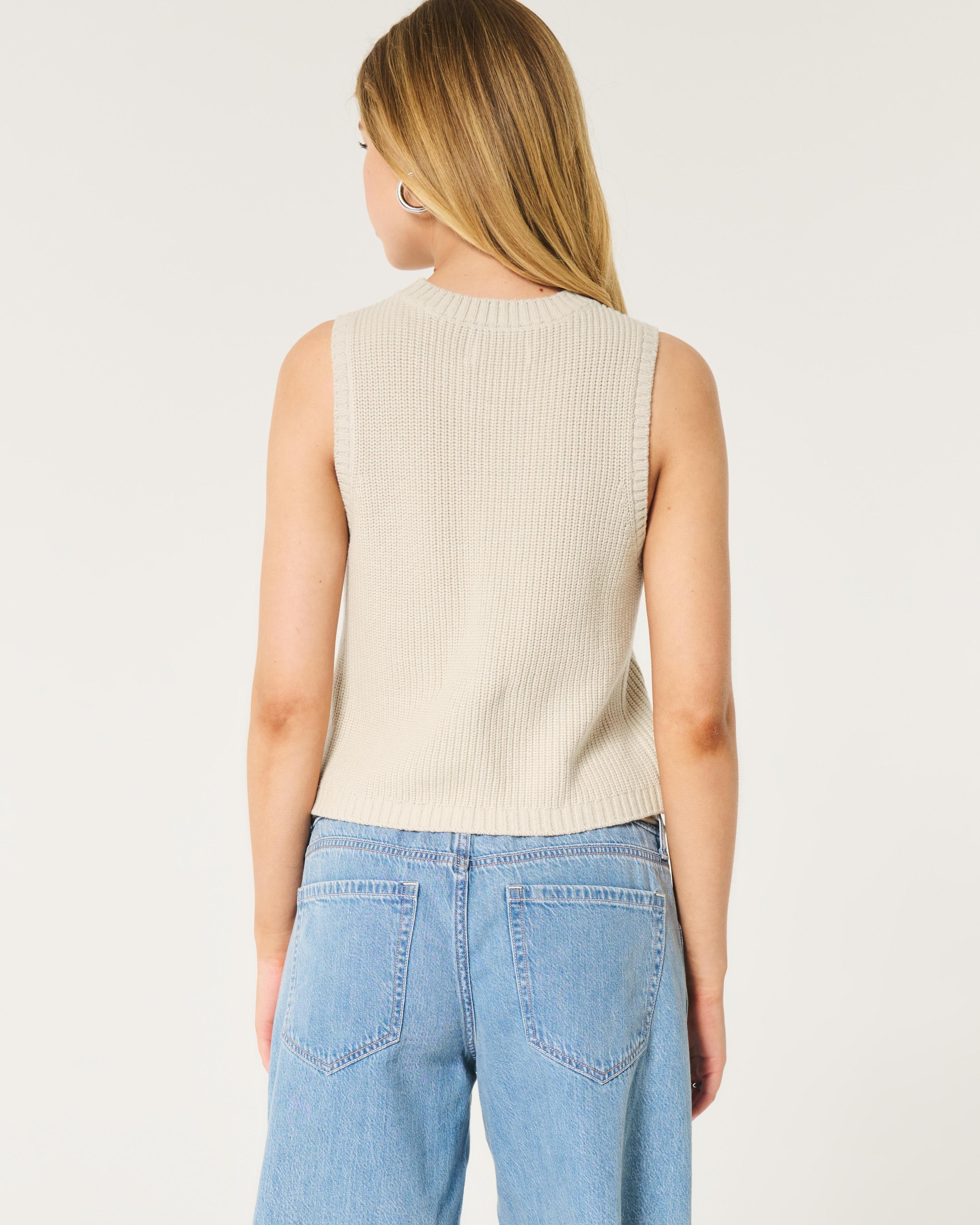 Cable-Knit Crew Sweater Vest Product Image