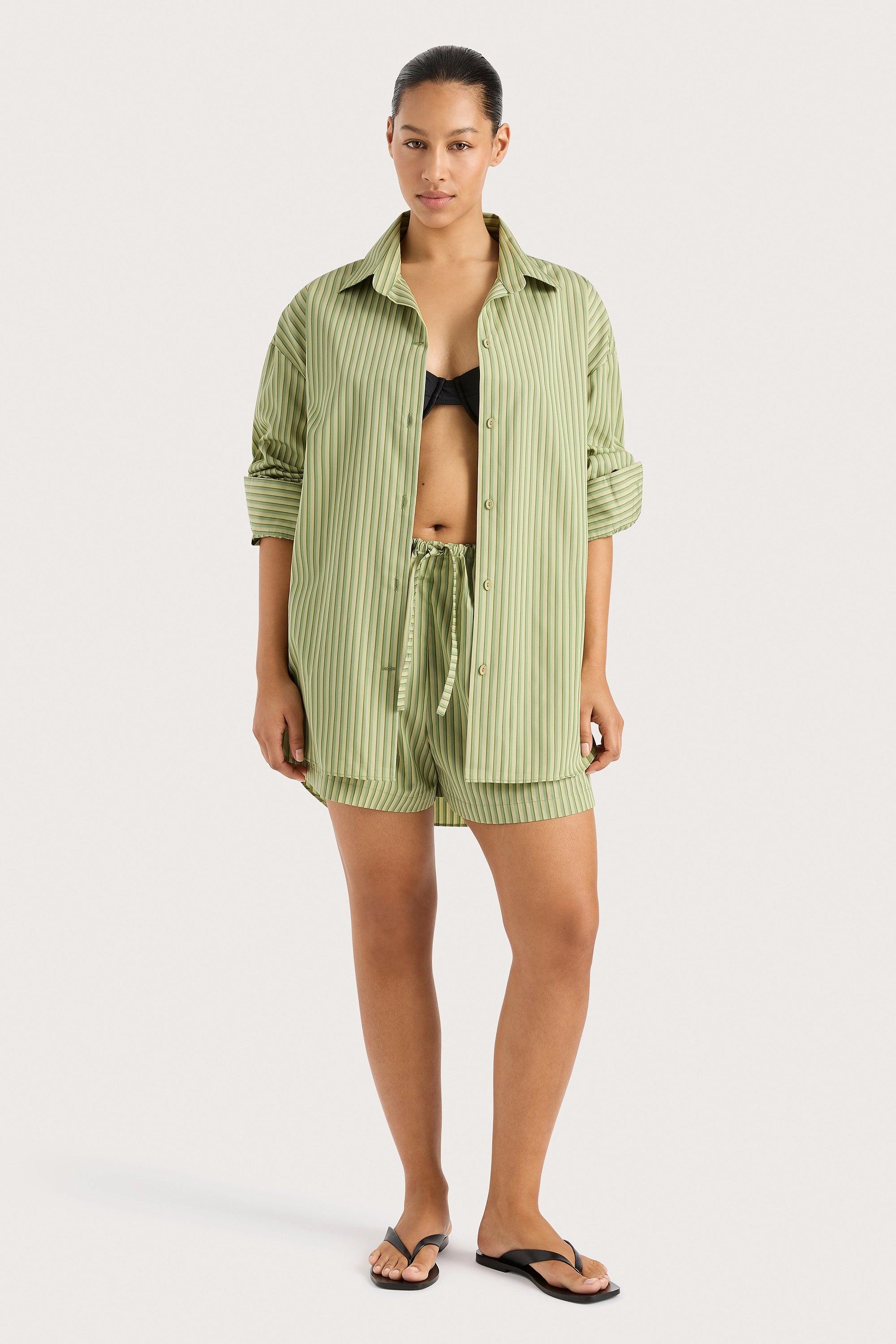 Freja Shorts Green Stripe Product Image