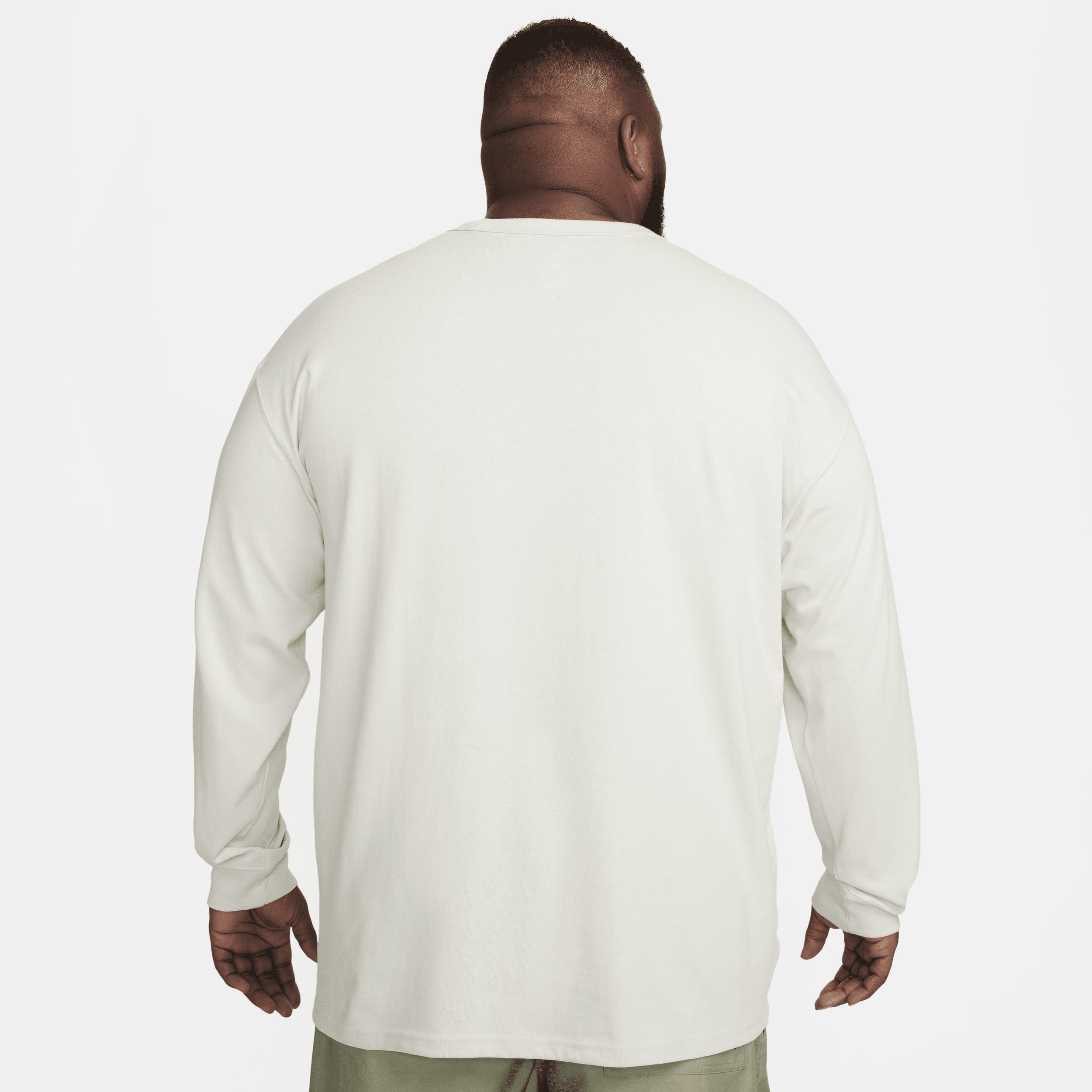 Men's Nike Sportswear Long-Sleeve Max90 T-Shirt Product Image