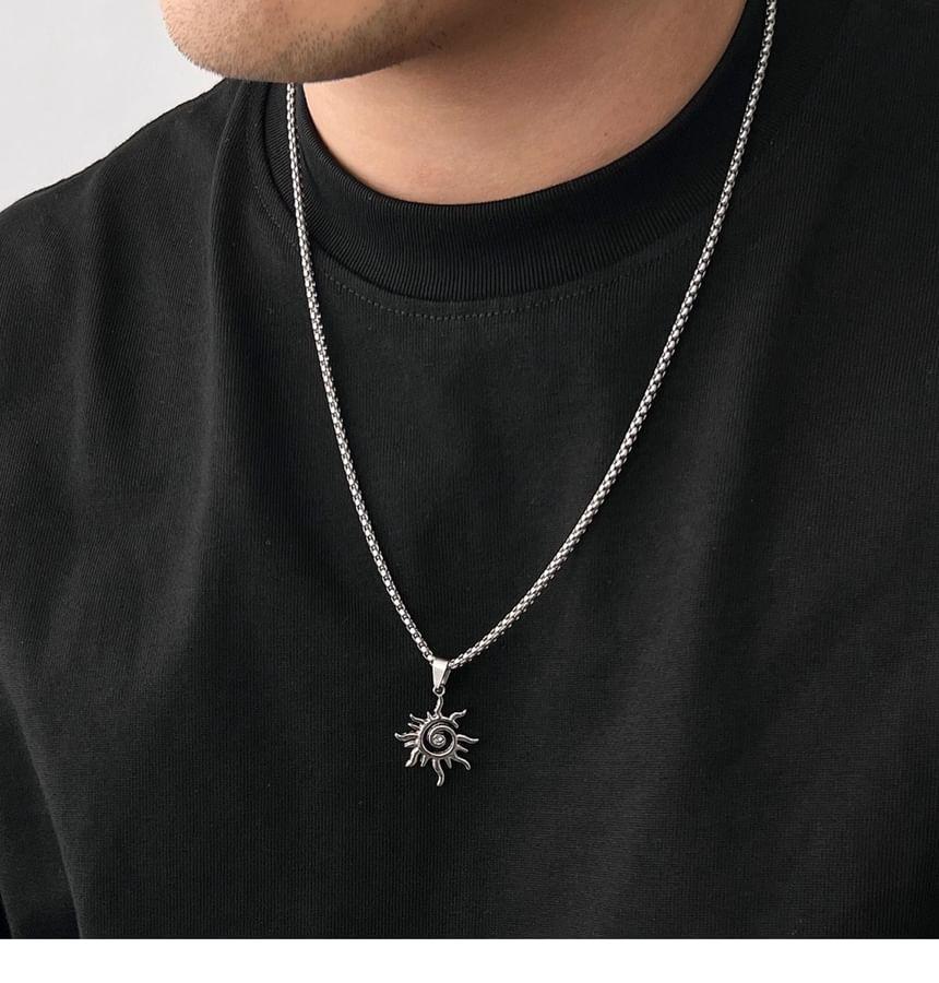 Sun Pendant Alloy Necklace Product Image