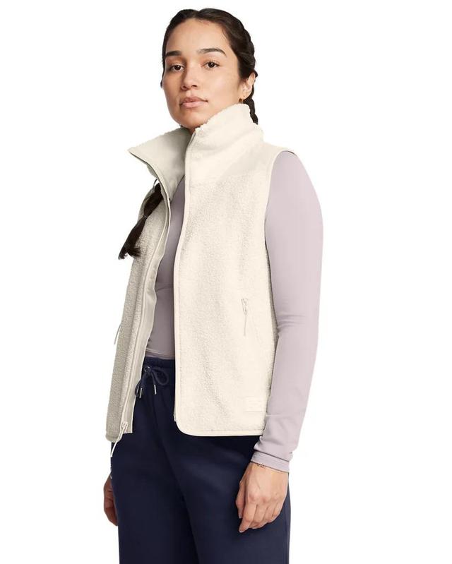 Women's UA Mission Vest Product Image