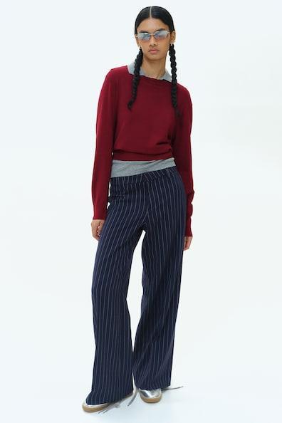 Short Fine-Knit Sweater Product Image