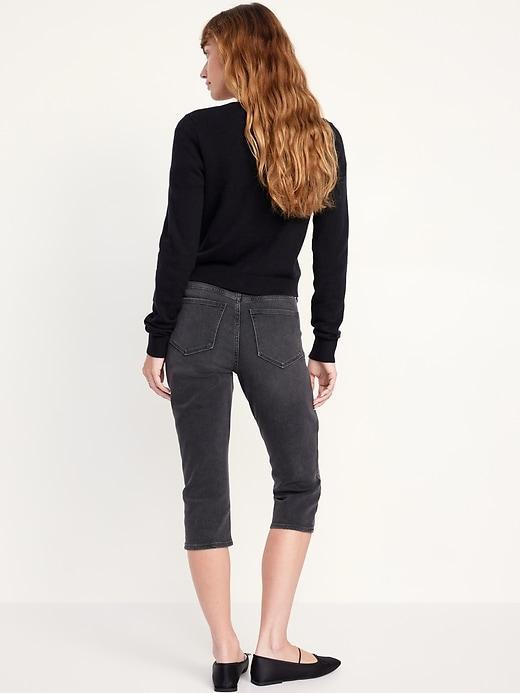 Mid-Rise Wow Capri Jeans Product Image