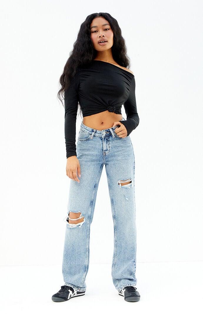 Women's Ripped V Dip '90s Boyfriend Jeans - Product Image