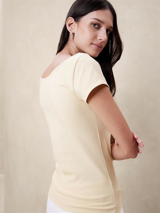 Refined Scoop-Neck T-Shirt Product Image