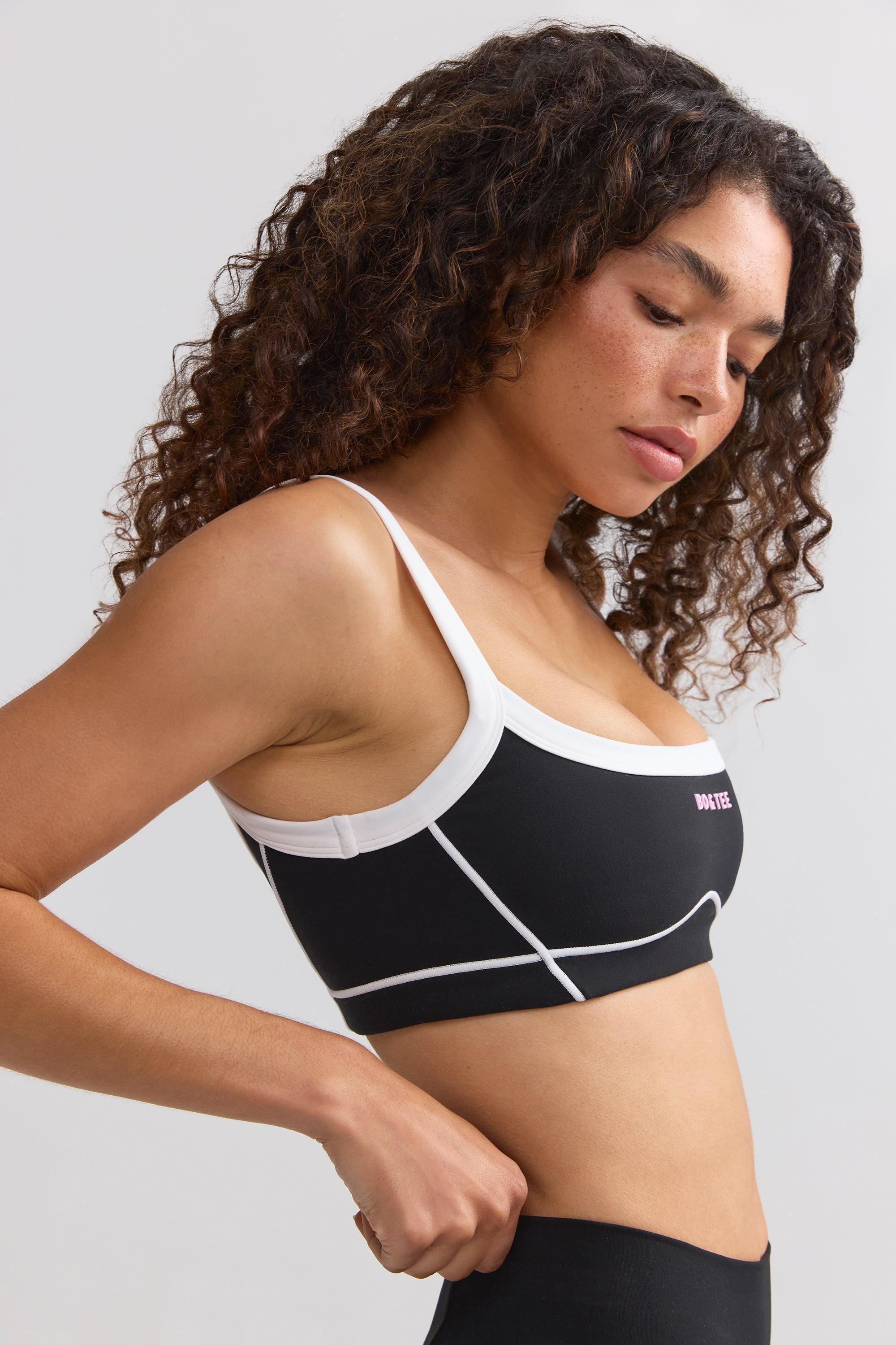 Soft Active Contrast-Trim Sports Bra in Black Product Image