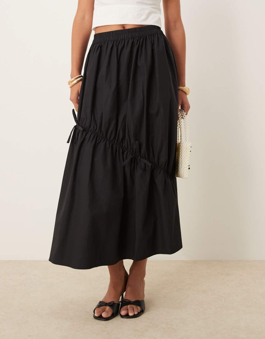 JDY bow details maxi skirt in black Product Image