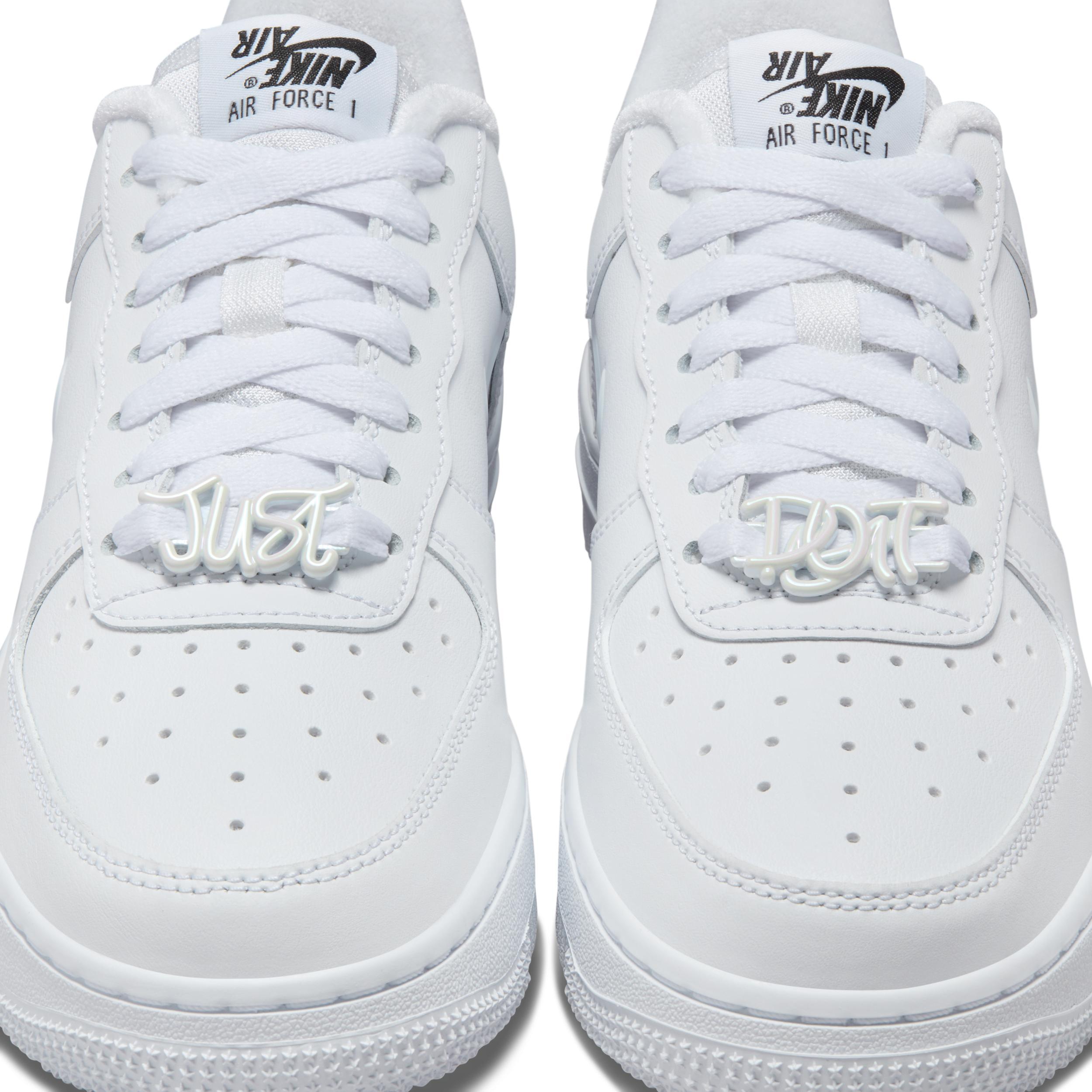 Nike Women's Air Force 1 '07 Shoes Product Image