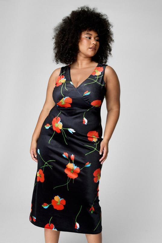 Plus Printed Velvet Midi Dress Product Image