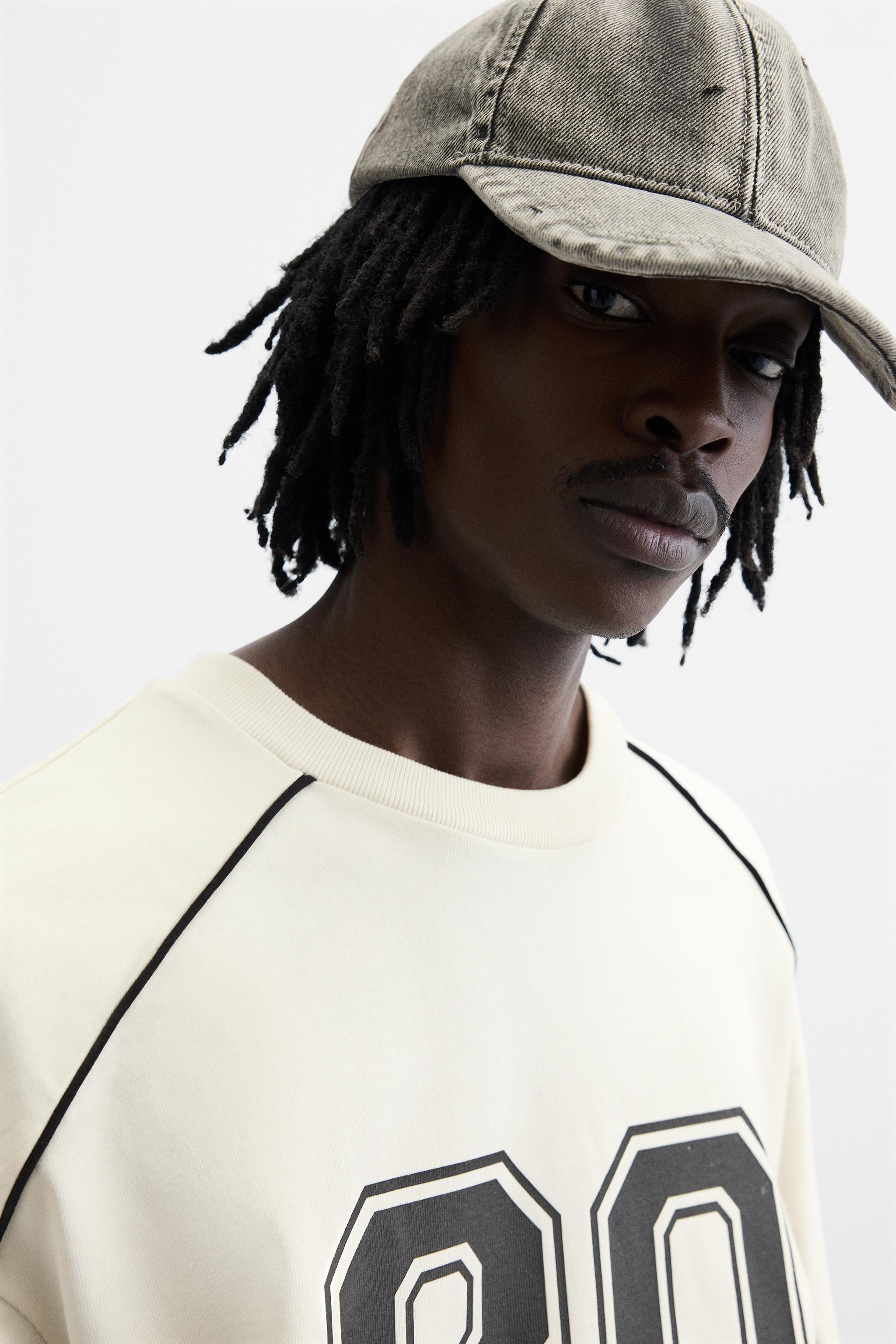 CONTRASTING NUMBER T-SHIRT Product Image