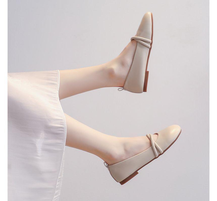 Genuine Leather Twisted Strap Flats Product Image