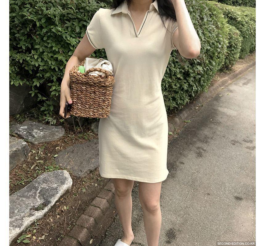 Short-Sleeve Collar Plain Mini A-Line Dress Product Image