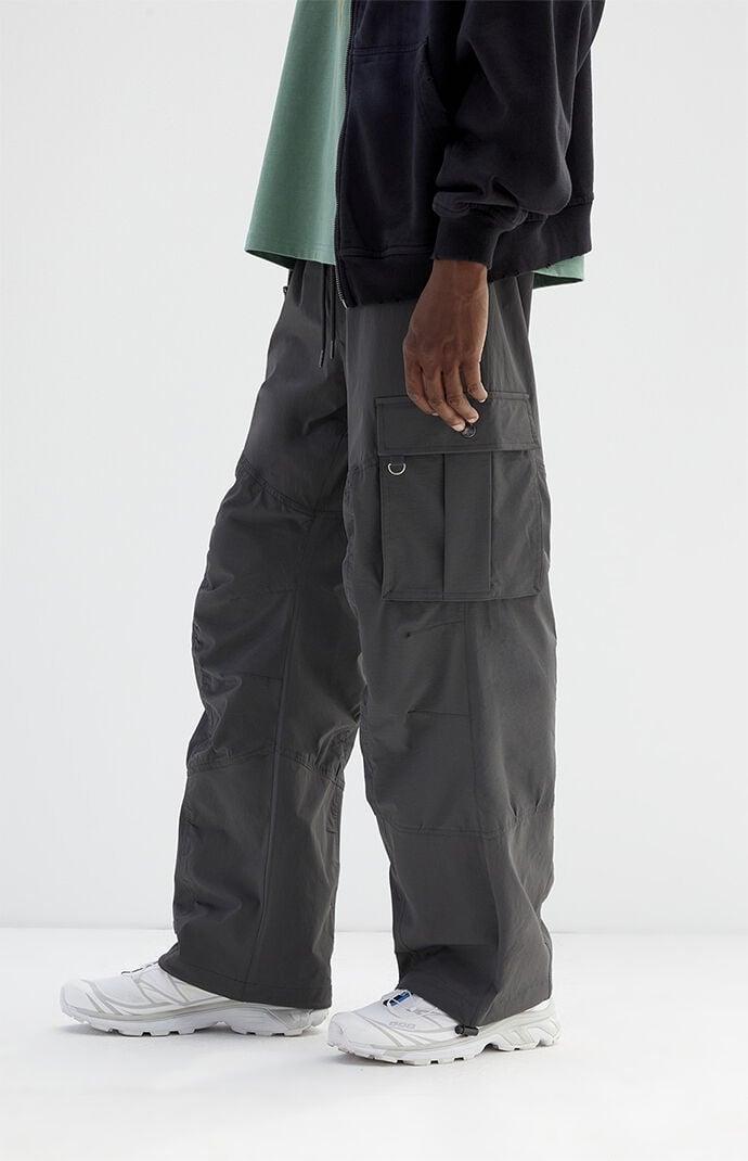 Men's Extreme Baggy Nylon Cargo Pants Product Image