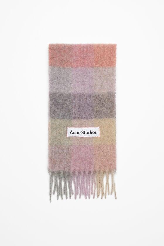 Mohair checked scarf Product Image