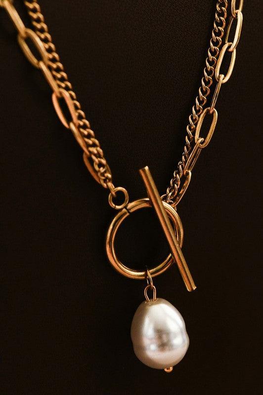 Layered Chain Pearl Necklace Product Image