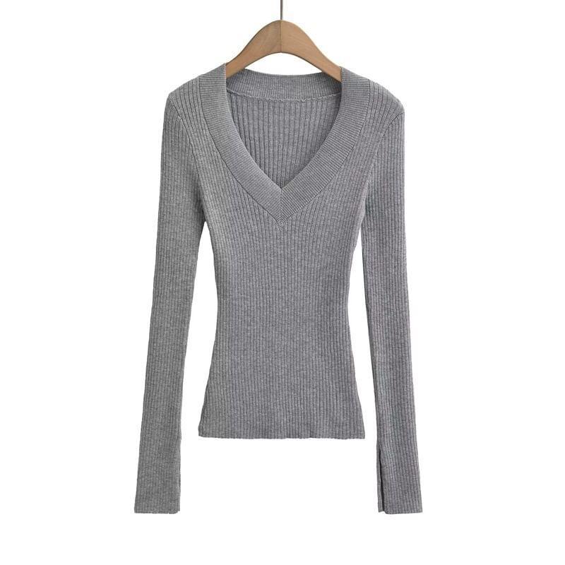 Long-Sleeve V-Neck Plain Knit Top Product Image