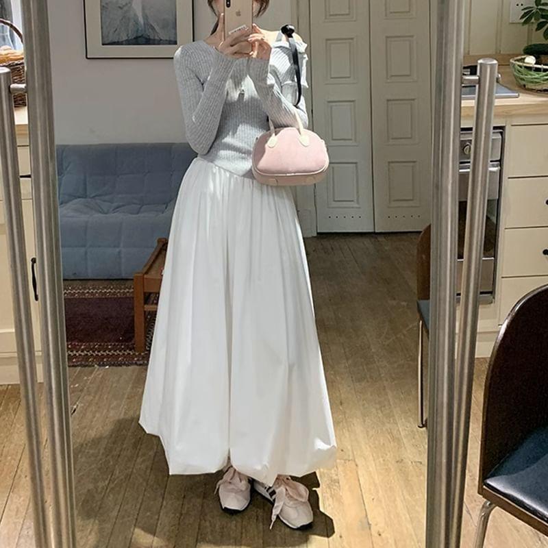 Long-Sleeve Boat Neck Bow Ribbed Knit Top / High Rise Midi A-Line Balloon Skirt Product Image