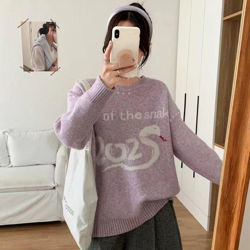 Round Neck Lettering Print Sweater Product Image