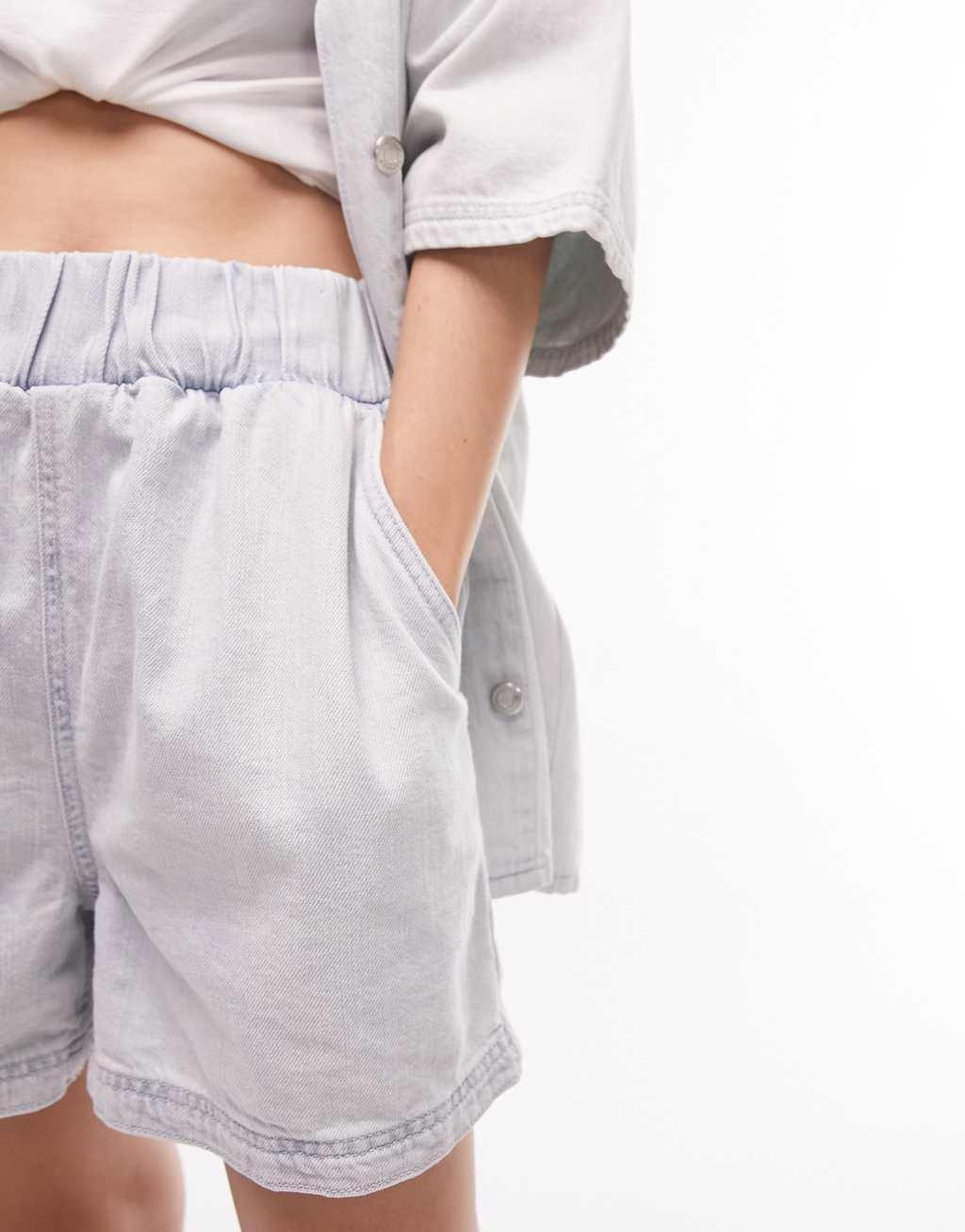 Topshop pull-on cotton blend denim shorts in bleach  Product Image