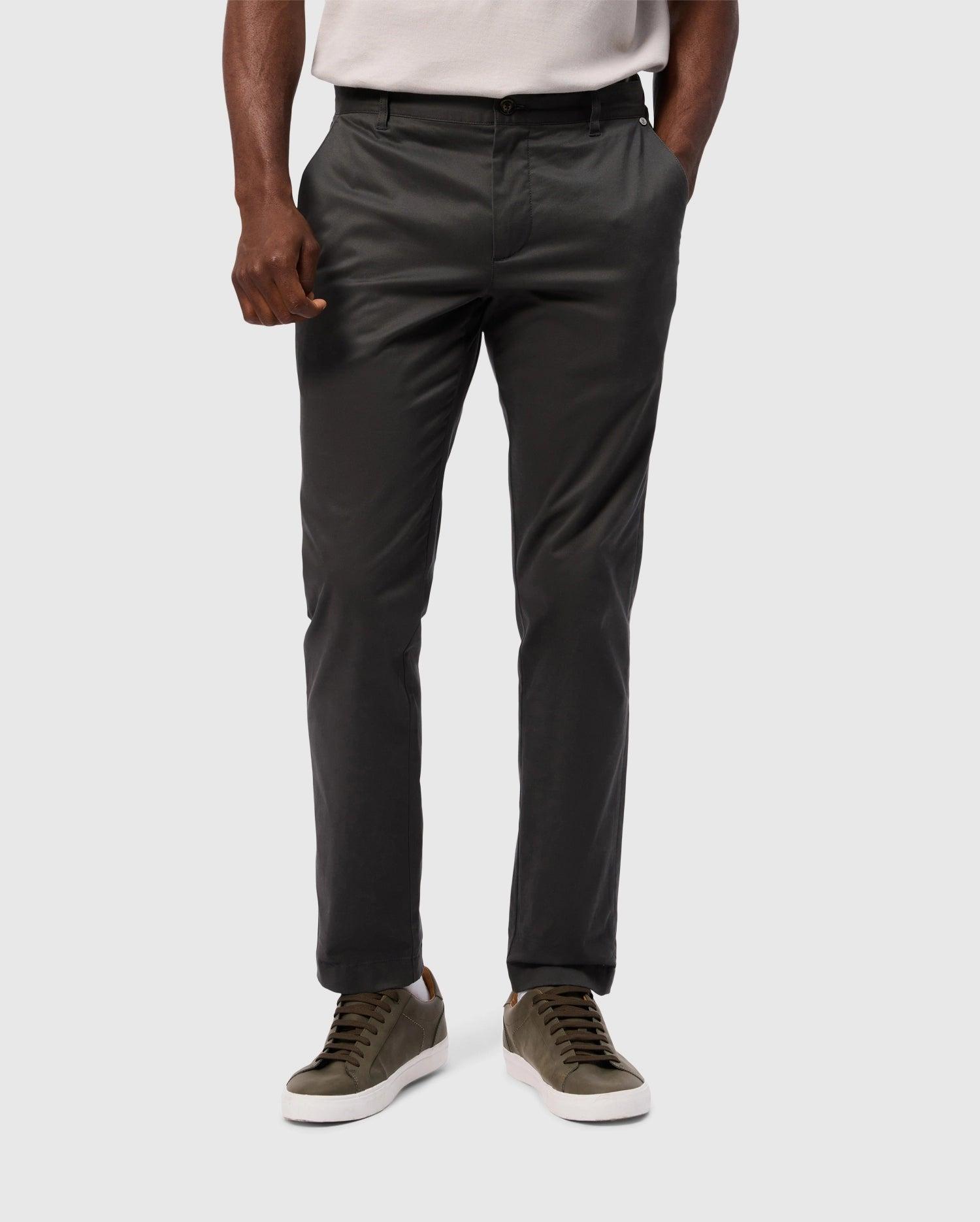 Psycho Bunny Men's Gilman Chino Pant 008 RAVEN Product Image