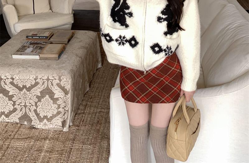 Collar Cartoon Jacquard Zip Cardigan Product Image