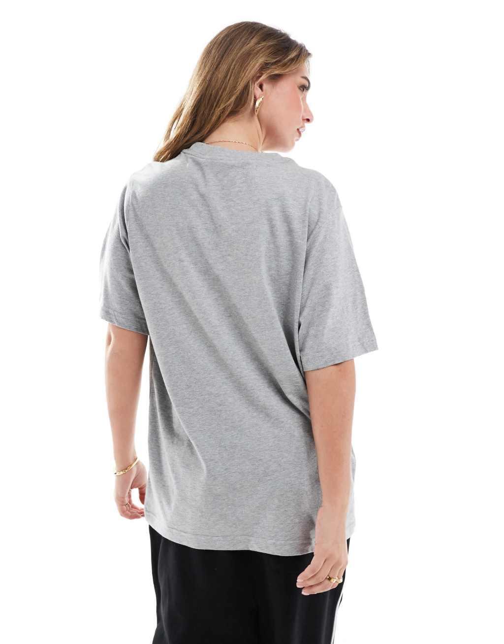 Nike Essential oversized T-shirt in gray Product Image