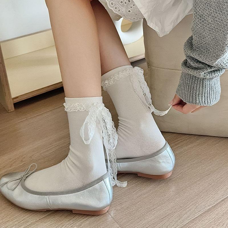 Plain Lace Trim Bow Crew Socks Product Image