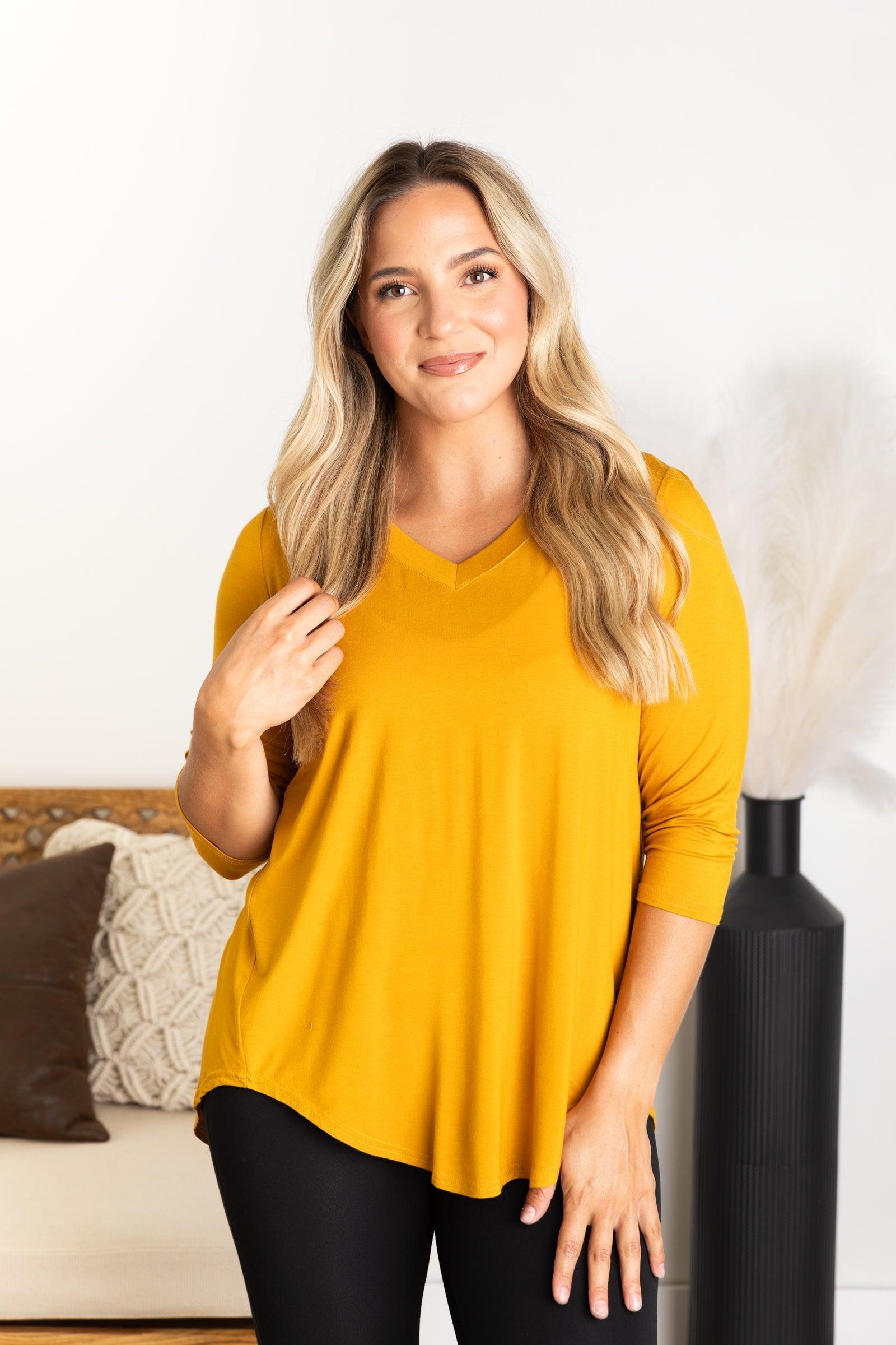 Solid 3/4 V-Neck Knit Top Product Image