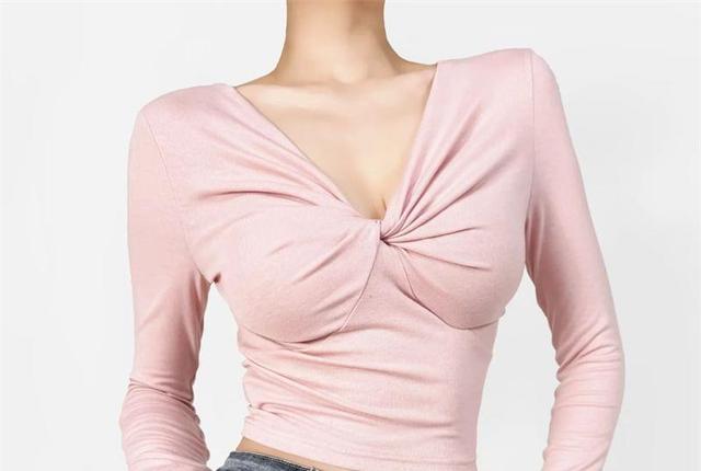 Long-Sleeve V-Neck Plain Twisted Slim Fit Crop Tee Product Image