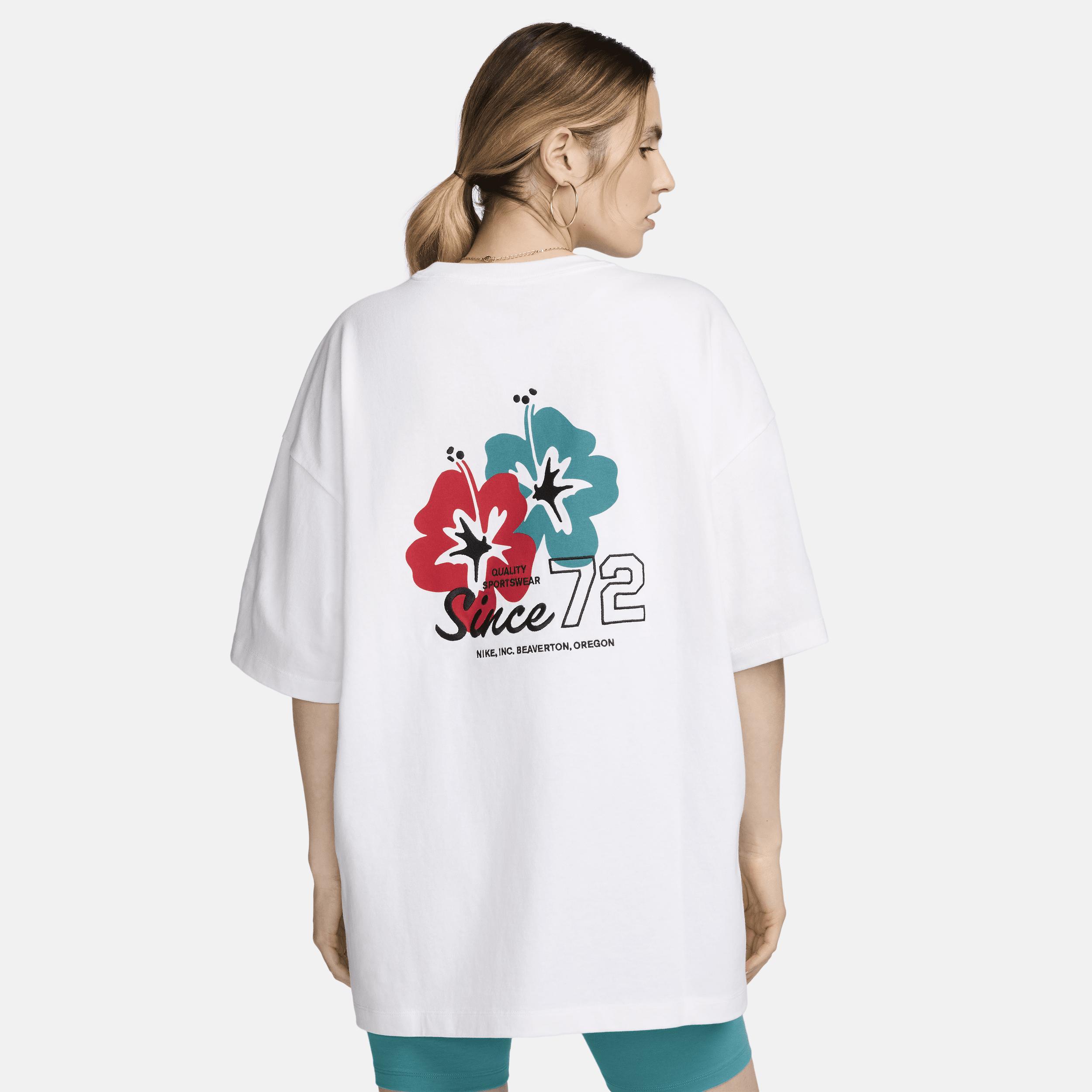 Women's Nike Sportswear Oversized T-Shirt Product Image