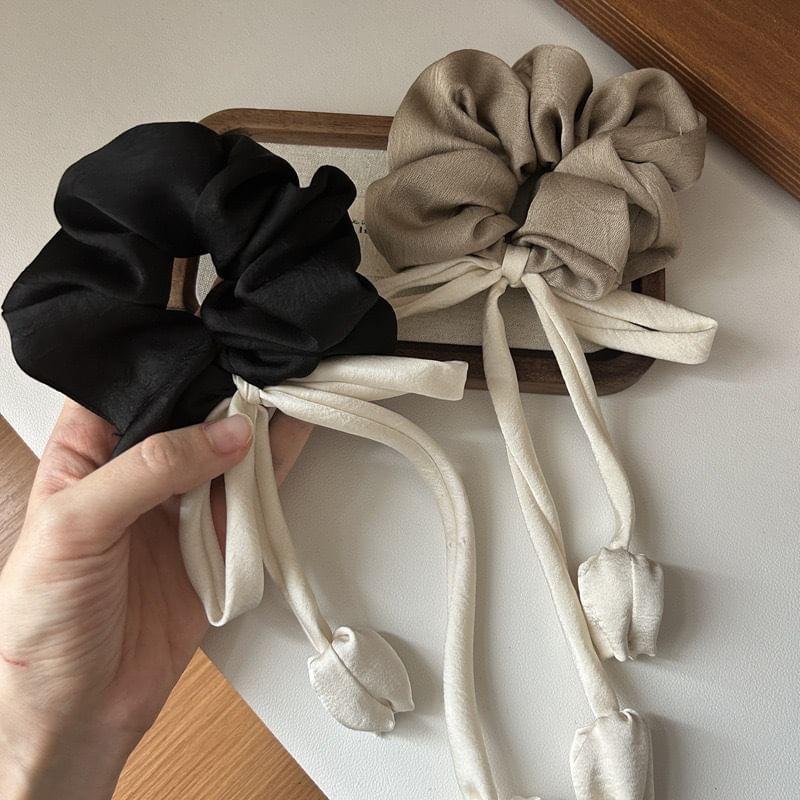 Tulip Bow Hair Scrunchie Product Image