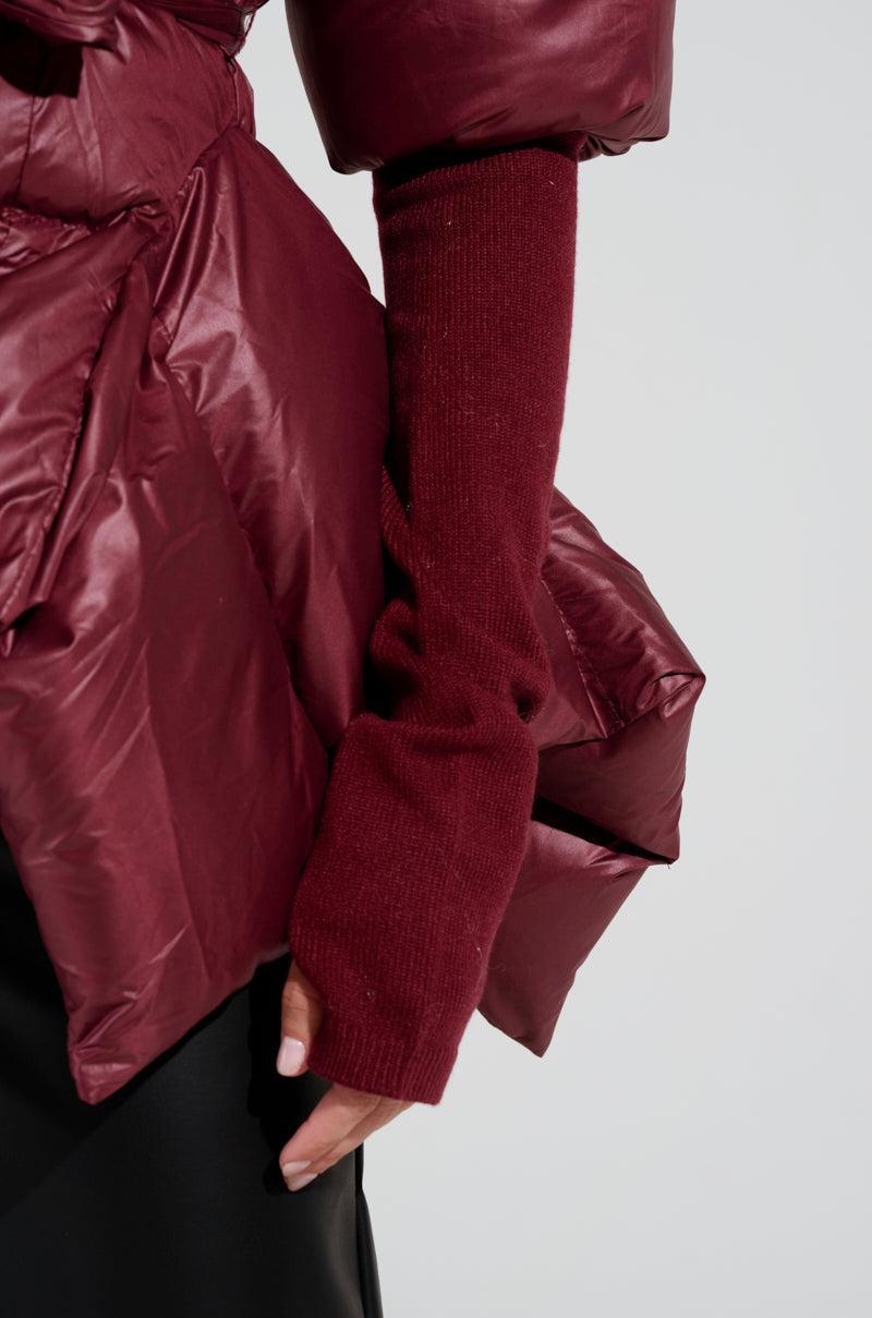 RIB SLEEVE PEPLUM PUFFER IN BURGUNDY Product Image