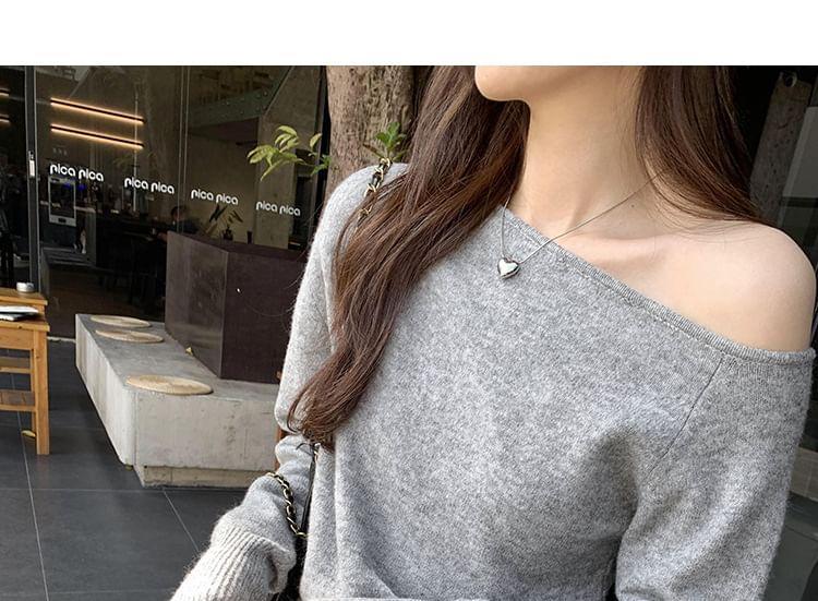 Off Shoulder Plain Ribbed Knitted Crop Sweater Product Image