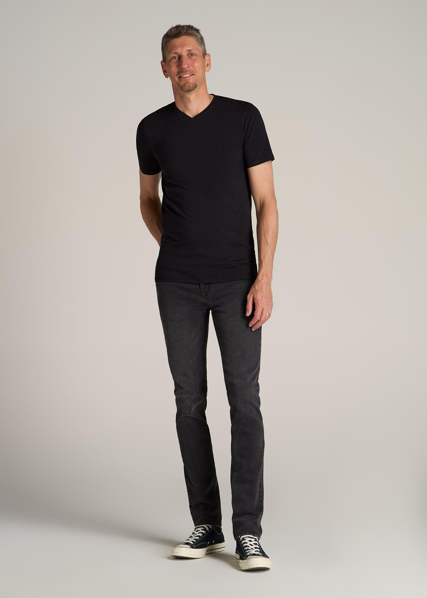 The Essential REGULAR-FIT V-Neck Men's Tall Tees in Black Male Product Image