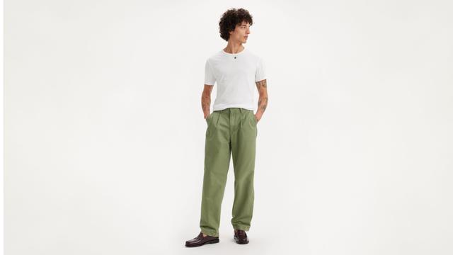 Levi's Chino Loose Straight Pleated Men's Pants Product Image