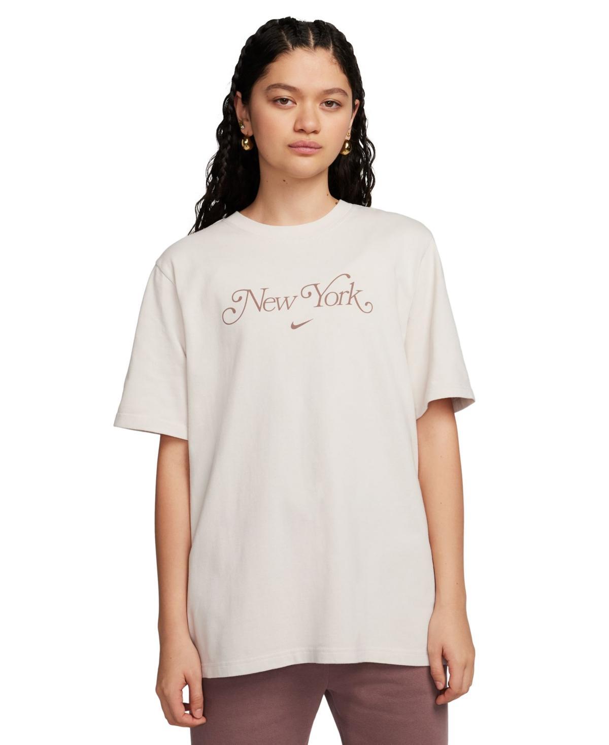 Women's Nike Sportswear Essential T-Shirt Product Image