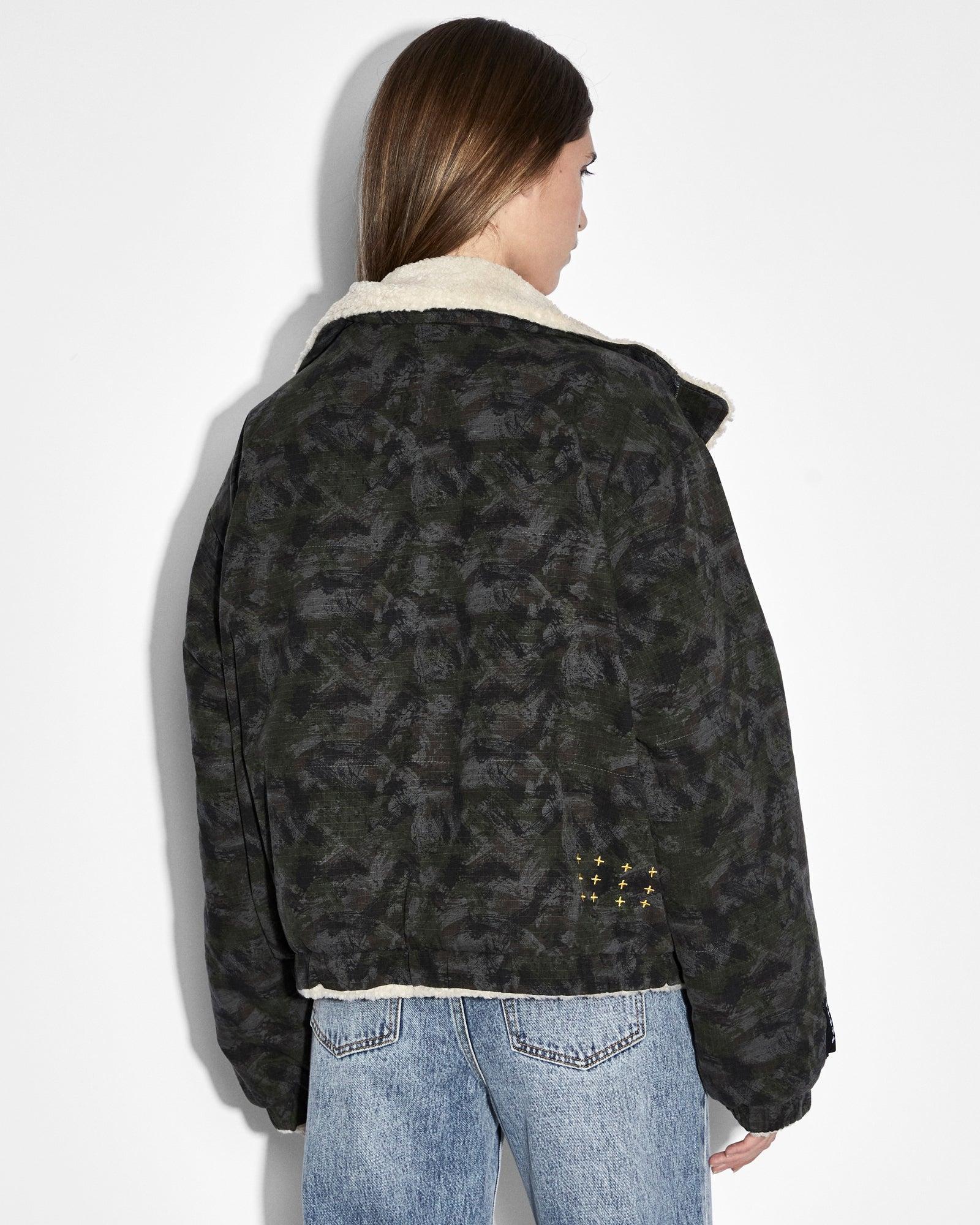 REVERSIBLE PUFFER JACKET CAMO / ECRU Female Product Image