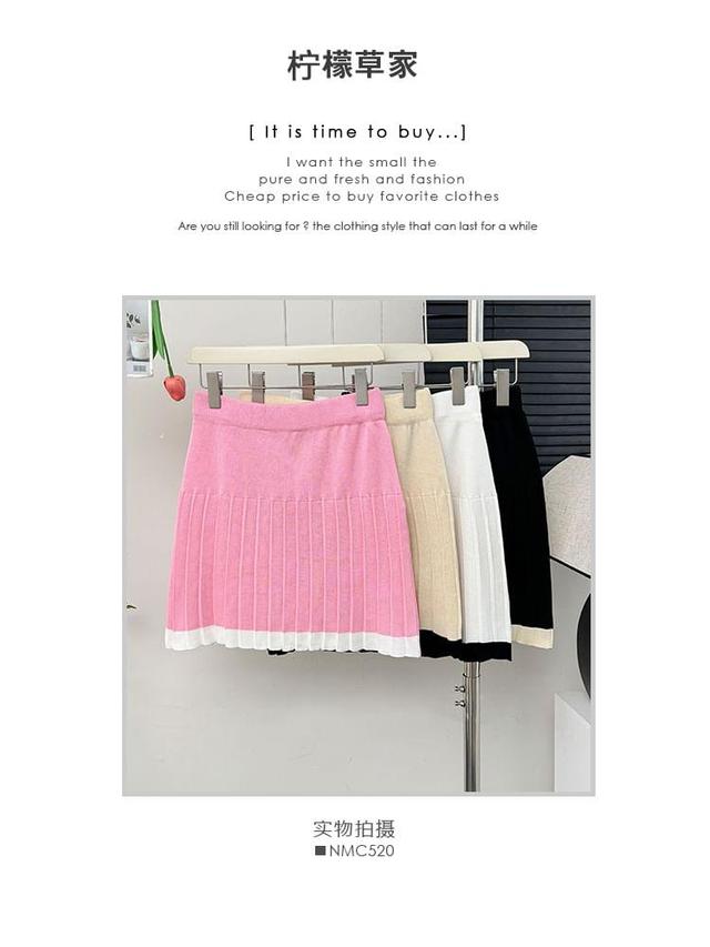 Contrasted High-Rise Knit Pencil Skirt Product Image