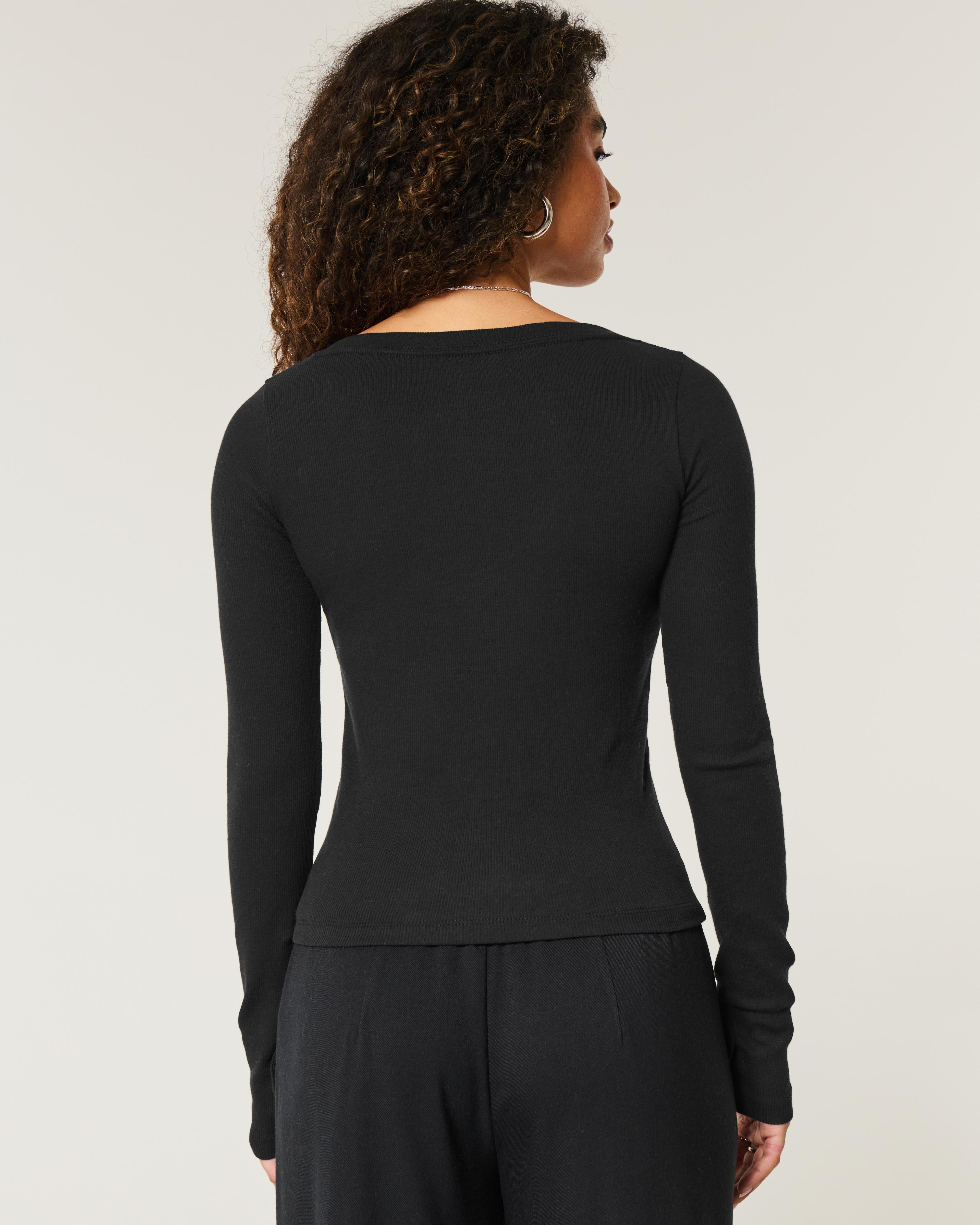 Long-Sleeve V-Neck Top Product Image