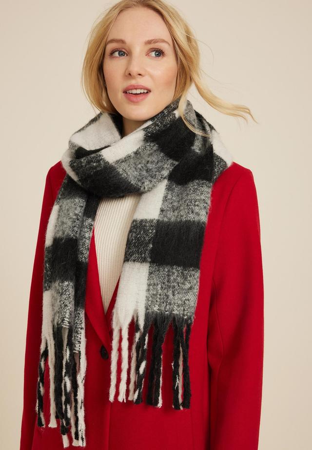 Brushed Black And White Plaid Scarf Product Image