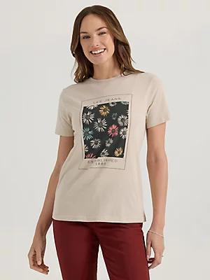 Women's Colorful Daisies Graphic Tee | Women's Tops | Lee® Product Image