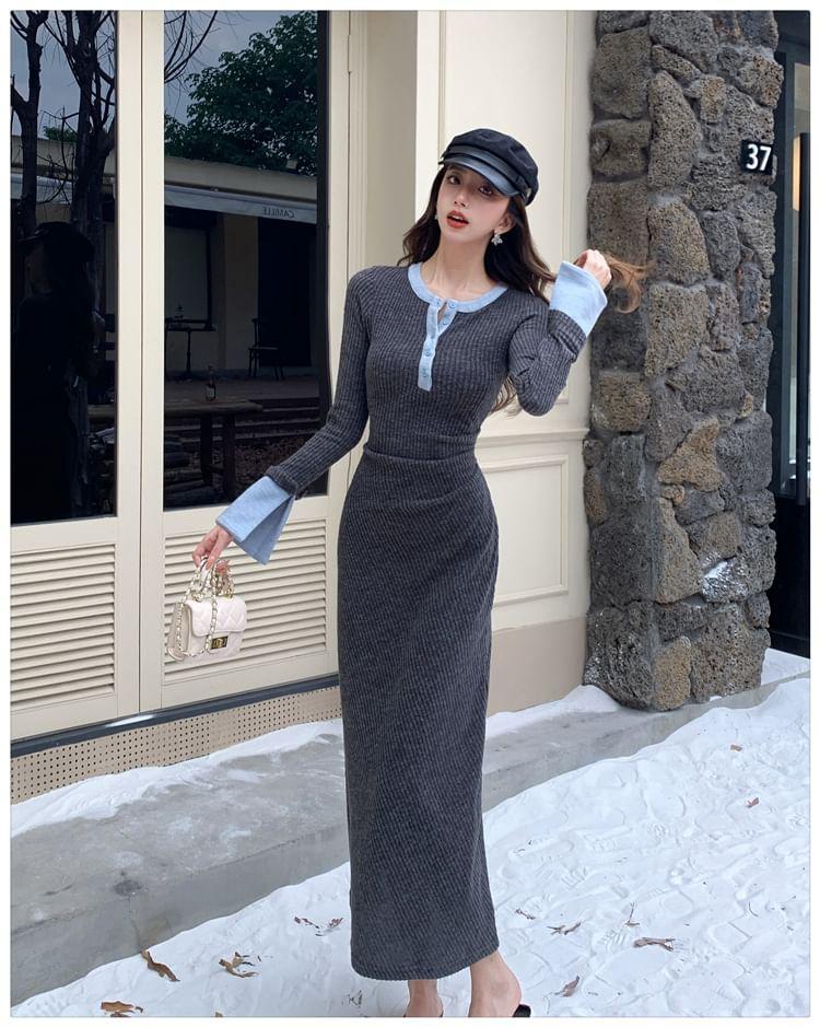 Long-Sleeve Crew Neck Contrast Trim Ruched Half-Buttoned Maxi Sheath Knit Dress Product Image