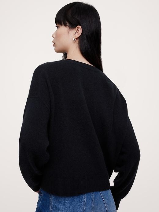 Caro Cropped Lightweight Cashmere Sweater Product Image