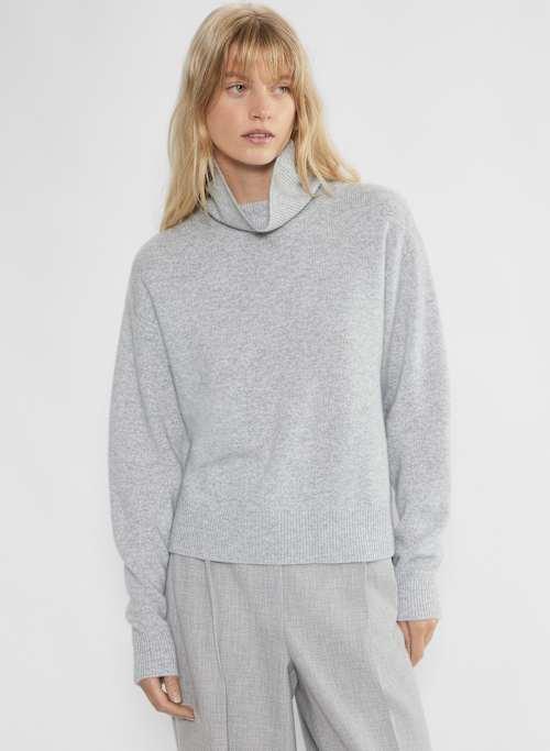 cashmere relaxed turtleneck sweater Product Image