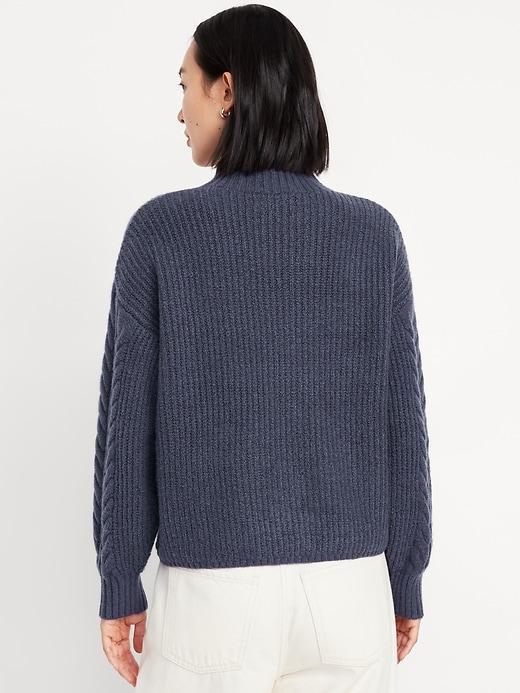 SoSoft Crop Cable-Knit Sweater Product Image