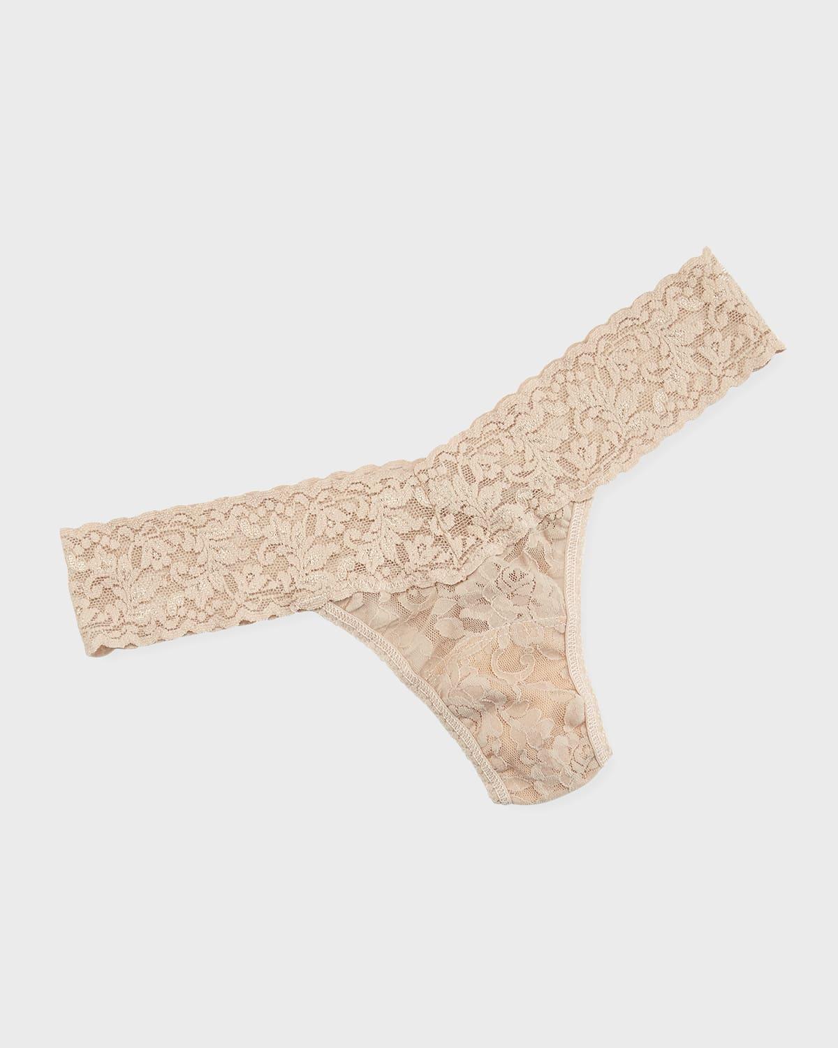 Signature Lace Low-Rise Thong Product Image