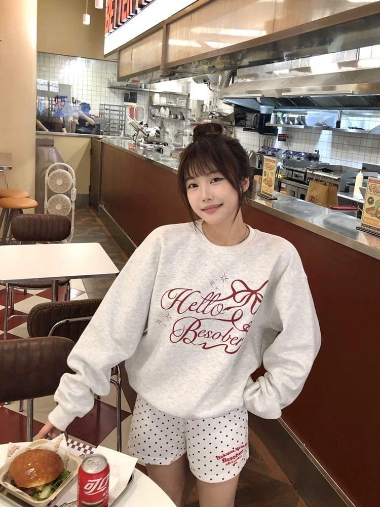 Long Sleeve Lettering Print Loose-Fit Pullover Product Image