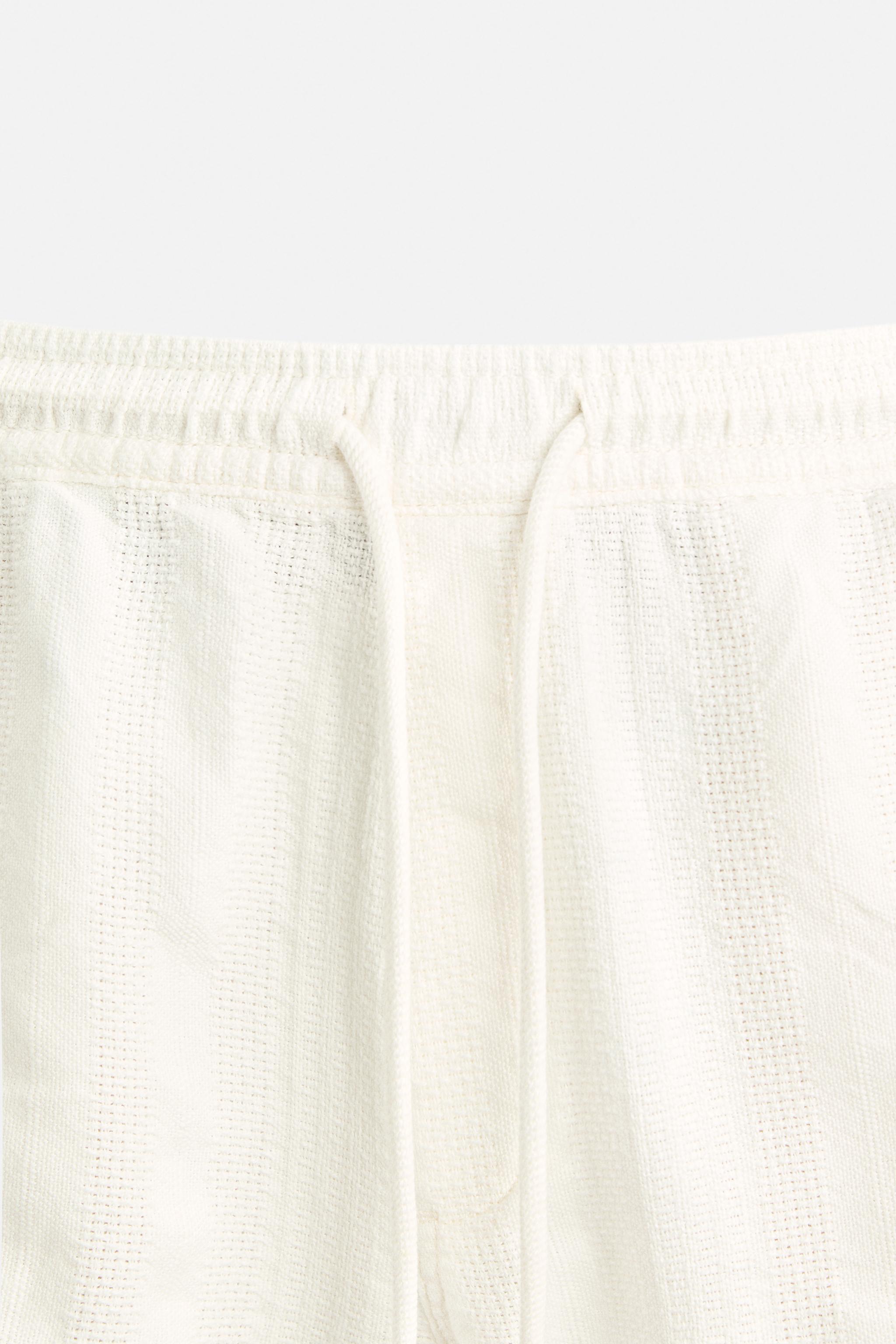 STRIPED JACQUARD SHORTS Product Image